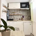 De 45 M2 En Rez-de-villa Avec Jardin Appartamento