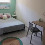 De 45 M2 En Rez-de-villa Avec Jardin 아파트 히에레