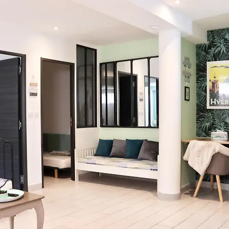 De 45 M2 En Rez-de-villa Avec Jardin Apartment
