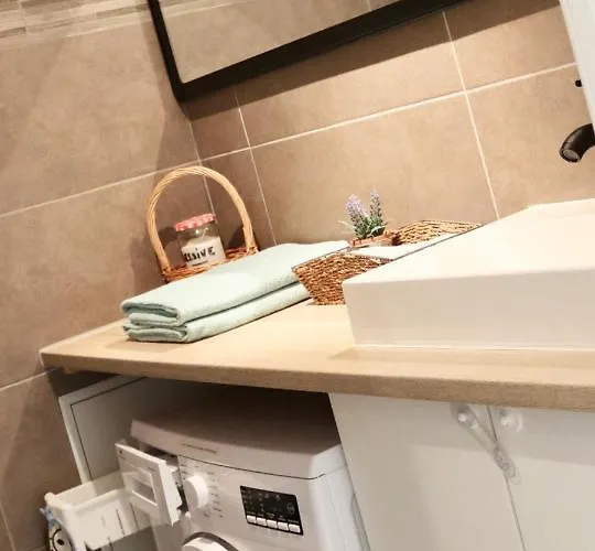 De 45 M2 En Rez-de-villa Avec Jardin *